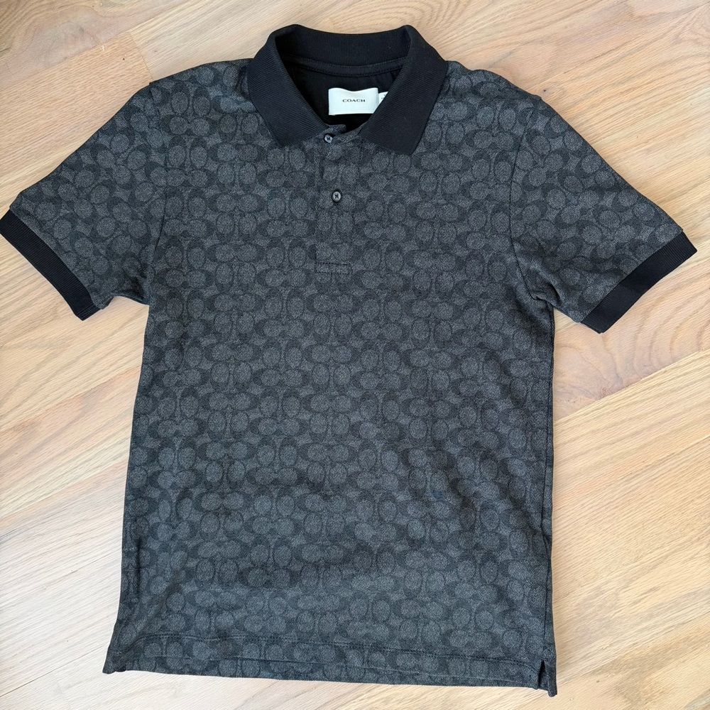 🌿 COACH Men’s Signature Polo